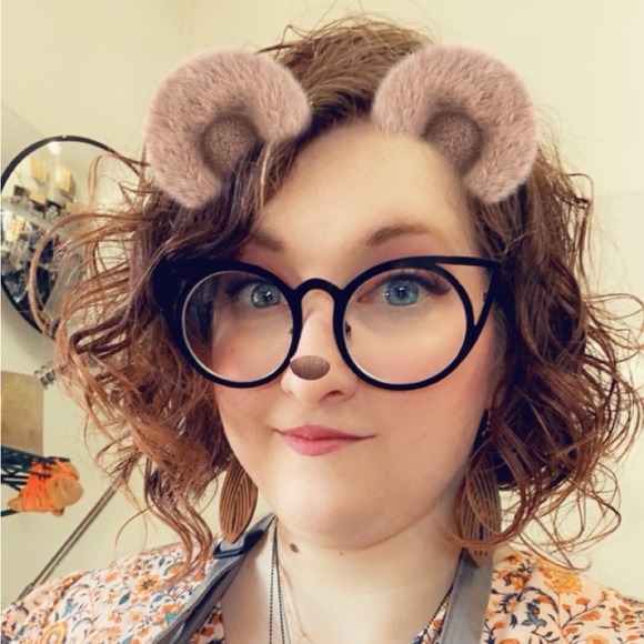 Meet your Posher, Jennifer - Picture 4 of 8